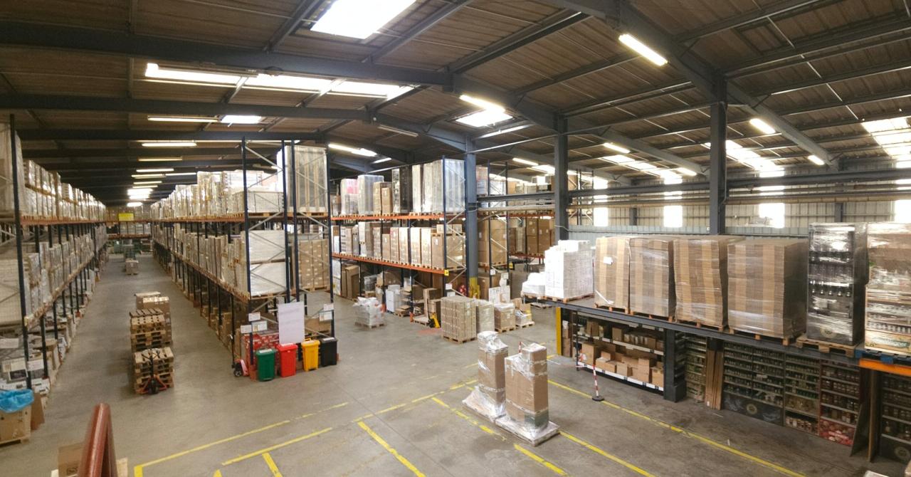 Entrepôt Monteux 4400m² Location entrepôt Monteux Vaucluse OLLOG2532314 1